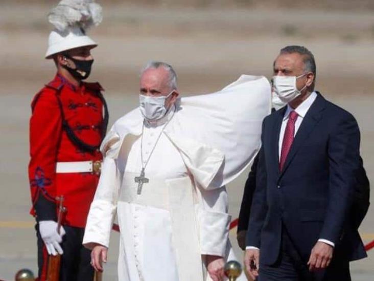 Papa Francisco asegura en nuevo libro que no tiene previsto renunciar Papa Francisco asegura en nuevo libro que no tiene previsto renunciar