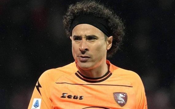 Guillermo Ochoa, protagonista con el Salernitana en empate contra Milan; suma tres partidos sin perder