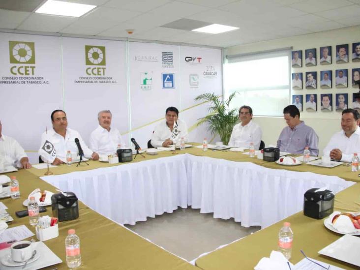 Se reúnen empresarios tabasqueños con el presidente de la JUCOPO Se reúnen empresarios tabasqueños con el presidente de la JUCOPO