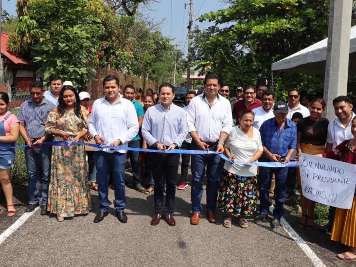 Gobierno de Cunduacán entrega obra en Ranchería Piedra 2da sección Gobierno de Cunduacán entrega obra en Ranchería Piedra 2da sección