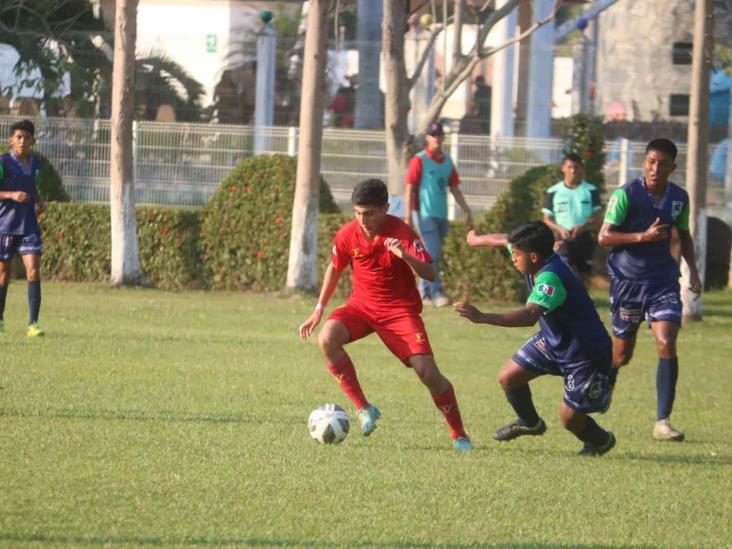 Saraguatos de Palenque logró un empate con sabor a victoria luego concluir 2-2 ante Felinos 48 en la Tercera División Saraguatos de Palenque logró un empate con sabor a victoria luego concluir 2-2 ante Felinos 48 en la Tercera División