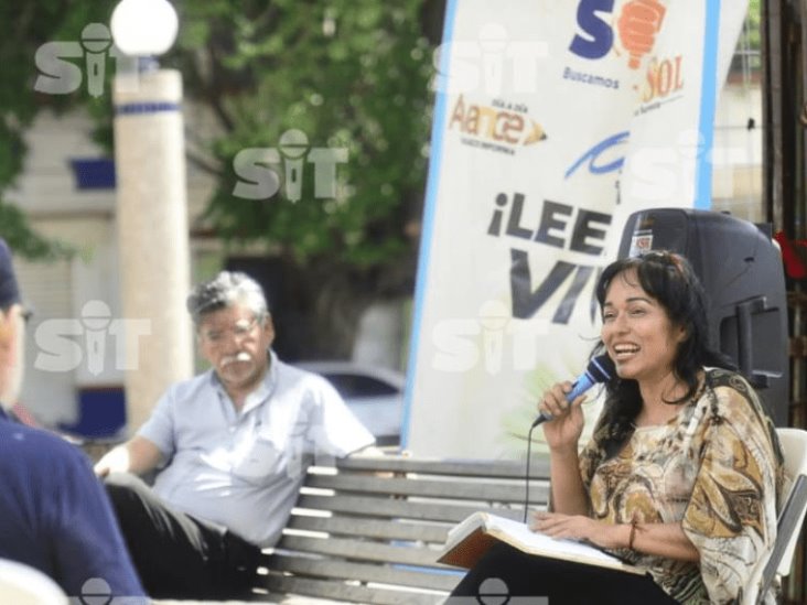 Programa "Leer para vivir" conmemora el "Día Mundial de la Poesía" Programa "Leer para vivir" conmemora el "Día Mundial de la Poesía"