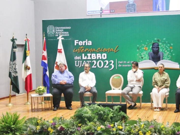 Inauguran autoridades de gobierno y académicas la Feria Internacional del libro Inauguran autoridades de gobierno y académicas la Feria Internacional del libro