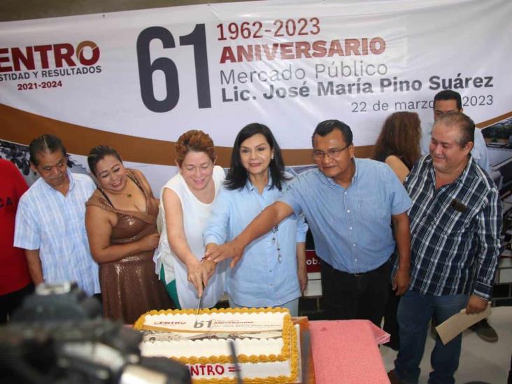 Celebra el Mercado Pino Suárez 61 aniversario; Alcaldesa de Centro, resalta importancia del centro de abasto Celebra el Mercado Pino Suárez 61 aniversario; Alcaldesa de Centro, resalta importancia del centro de abasto
