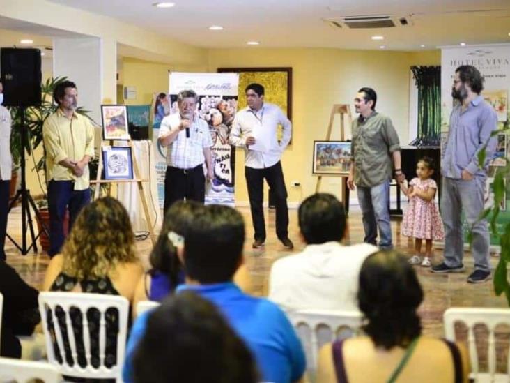 Expone sus obras el artista Pábel Santa Rosa Expone sus obras el artista Pábel Santa Rosa
