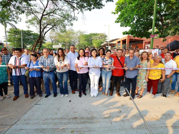 Entrega Yolanda Osuna obra sanitaria en Prolongación de Av. 27 de Febrero Entrega Yolanda Osuna obra sanitaria en Prolongación de Av. 27 de Febrero
