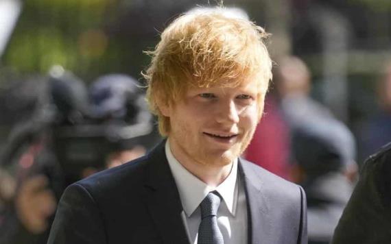 Ed Sheeran canta sobre un auto en barrio de Nueva York tras ganar juicio por plagio