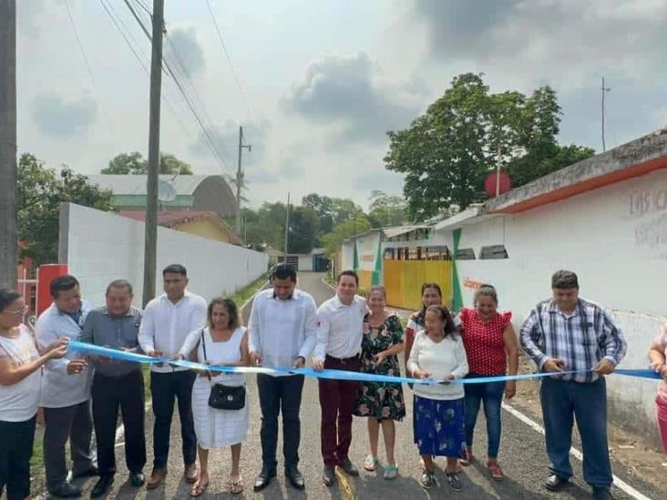 Entregan obra de rehabilitación en escuela de Cunduacán Entregan obra de rehabilitación en escuela de Cunduacán