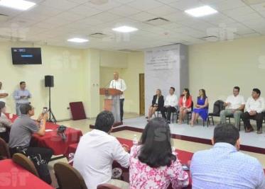 Celebra gobierno de Cunduacán el Día del Maestro