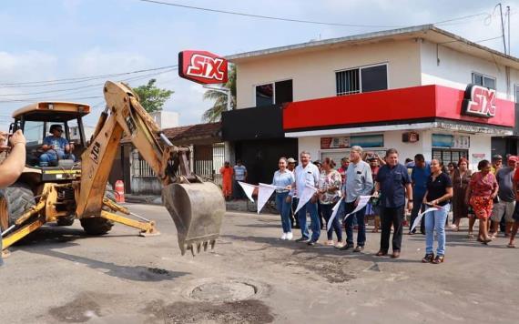 Ponen en marcha construcción de drenaje sanitario en colonia de Comalcalco