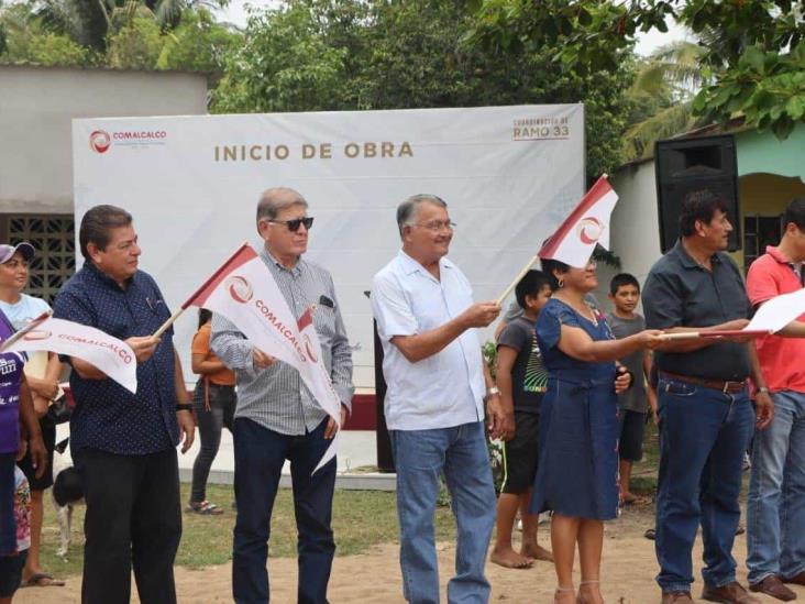 Ayuntamiento de Comalcalco da banderazo de inicio a la construcción de pavimento con mezcla asfáltica en ranchería Arena 2da sección Ayuntamiento de Comalcalco da banderazo de inicio a la construcción de pavimento con mezcla asfáltica en ranchería Arena 2da sección