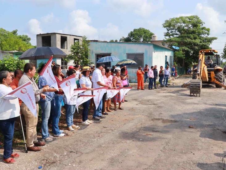 Ponen en marcha obra de construcción de drenaje sanitario en Villa Aldama, Comalcalco Ponen en marcha obra de construcción de drenaje sanitario en Villa Aldama, Comalcalco