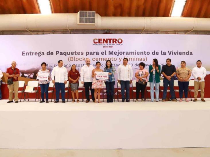 Realizan tercera entrega del programa Suministro de Paquetes para el Mejoramiento de Vivienda en Centro Realizan tercera entrega del programa Suministro de Paquetes para el Mejoramiento de Vivienda en Centro