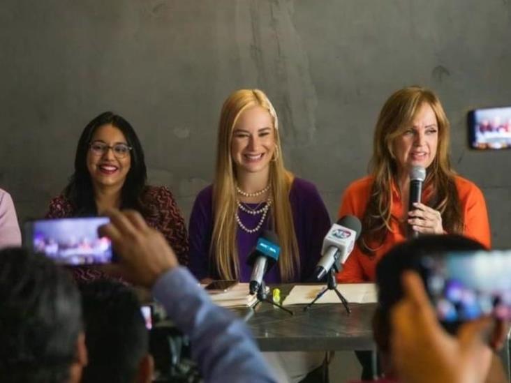 Tabasqueñas se suman a movimiento en apoyo de Claudia Sheinbaum Tabasqueñas se suman a movimiento en apoyo de Claudia Sheinbaum