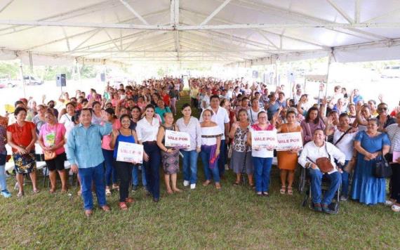 Ayuntamiento de Centro impulsa con apoyos a la mujeres de Ra. Anacleto Canabal 2da sección