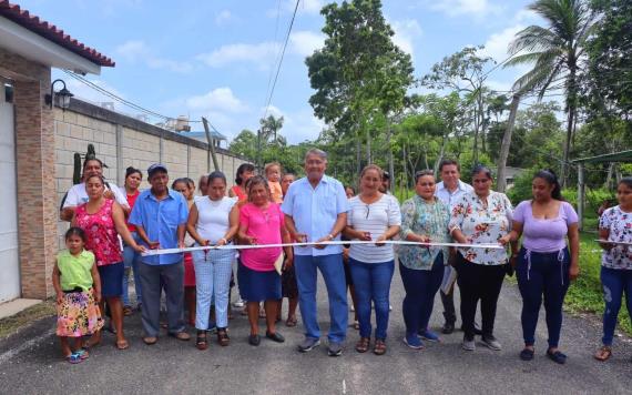 Gobierno de Comalcalco inaugura importante obra de pavimentación en la Ranchería Oriente 1ra sección