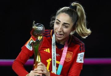 Olga Carmona: ¿quién es la futbolista de España que pasó del triunfo a la trágica muerte de su padre?