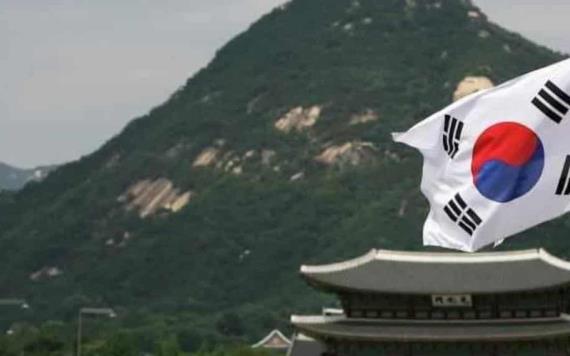 Crisis educativa en Corea del Sur: miles de profesores se han manifestado en Seúl por el suicidio de maestra