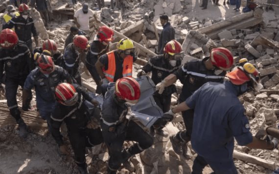 Continúa la búsqueda de muertos tras terremoto en Marruecos