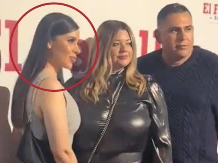Video: Emma Coronel reaparece en bar de California acompañada de varias personas la noche de ayer Video: Emma Coronel reaparece en bar de California acompañada de varias personas la noche de ayer