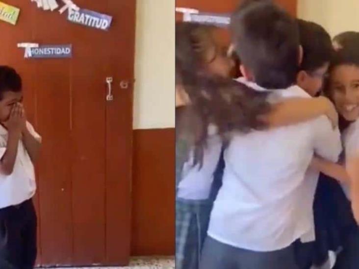 Maestra sorprende a un alumno al festejarle su cumpleaños en clase; nunca celebró uno | VIDEO Maestra sorprende a un alumno al festejarle su cumpleaños en clase; nunca celebró uno | VIDEO