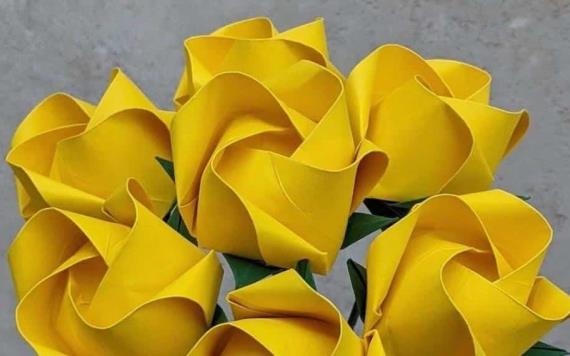 ¿Cómo HACER flores amarillas de papel? ¡No te quedes sin las tuyas!