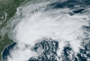 Ophelia provoca algunas inundaciones en Carolina del Norte