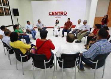 Se reúne alcaldesa de Centro, Yolanda Osuna, con habitantes de Los Pinos