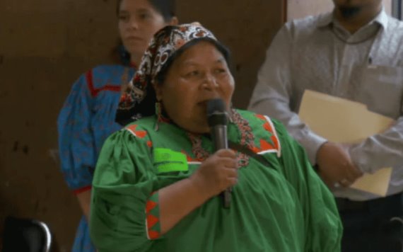 "Sembrando Caguamas": mujer rarámuri acusa que programa federal mantiene a "borrachos"