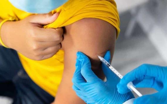 Inicia vacunación contra Influenza y Covid-19