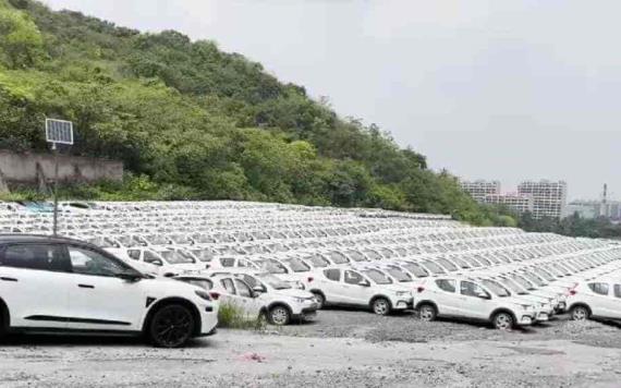 Cementerios de autos eléctricos en China
