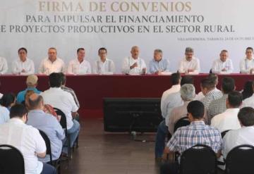 Presentan programas para el financiamiento de proyectos productivos en el sector rural