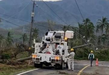 CFE restablecerá luz en casas de Acapulco el lunes por la noche o a más tardar el martes: AMLO