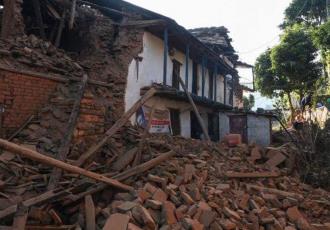 157 fallecidos, saldo preliminar del terremoto que sacudió a Nepal