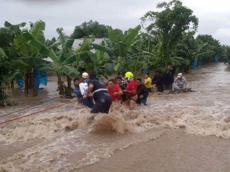 Reportan récord de lluvias en Tacotalpa Reportan récord de lluvias en Tacotalpa