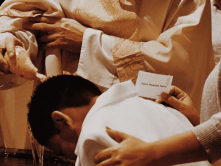 Bautismo a transexuales son admitidos por el Vaticano Bautismo a transexuales son admitidos por el Vaticano