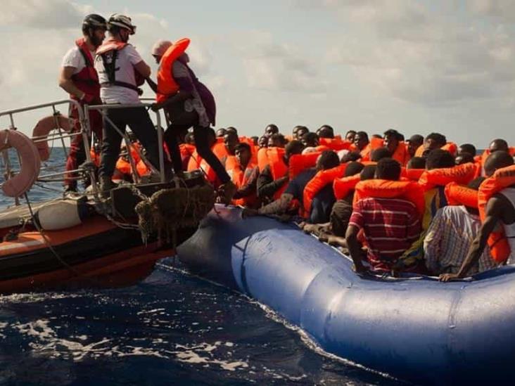 Médicos Sin Fronteras rescata a 81 migrantes varados en mar Mediterráneo Médicos Sin Fronteras rescata a 81 migrantes varados en mar Mediterráneo