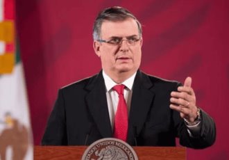 Exigen que Ebrard salga de MORENA