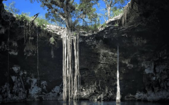 Agujeros en el suelo de Yucatán, formaciones geológicas