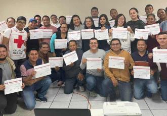 Capacita Cruz Roja a conductores privados