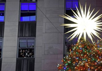 VIDEO. El tradicional encendido del árbol navideño en Nueva York