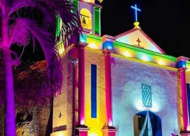 Se ilumina el santuario de Guadalupe en Teapa