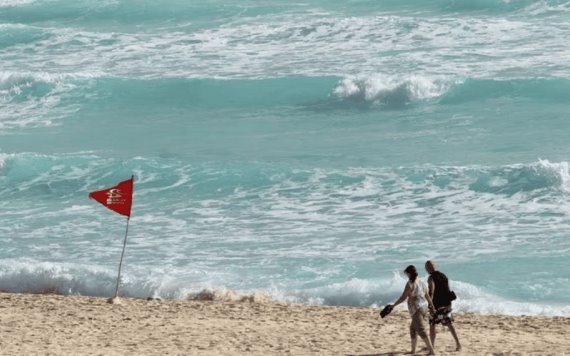Seis playas contaminadas, entre ellas, una de Tabasco