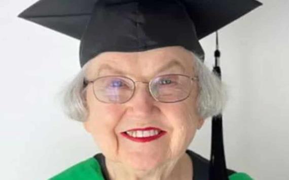 Mujer estadounidense obtiene su maestría a los 90 años de edad | CASO VIRAL