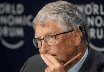 Bill Gates reveló las carreras que conviene para sobrevivir a la ´masacre laboral´ que la IA pronto causará