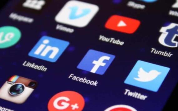 Congreso de Florida busca prohibir las redes sociales a menores de 16 años
