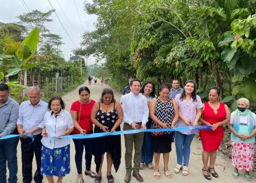 Gobierno de Cunduacán entrega obra en el poblado Once de Febrero