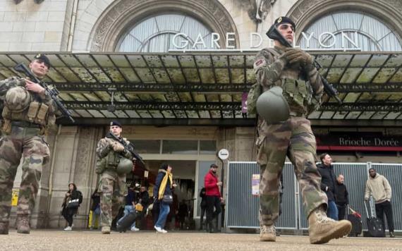 Tres heridos en París tras ataque con arma blanca en la estación de Lyon