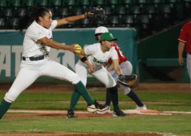 La primera jugadora del estado en la Liga Mexicana de Softbol Las Olmecas de Tabasco