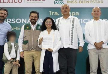 Reciben base laboral 339 trabajadores de la salud de IMSS-Bienestar en Tabasco